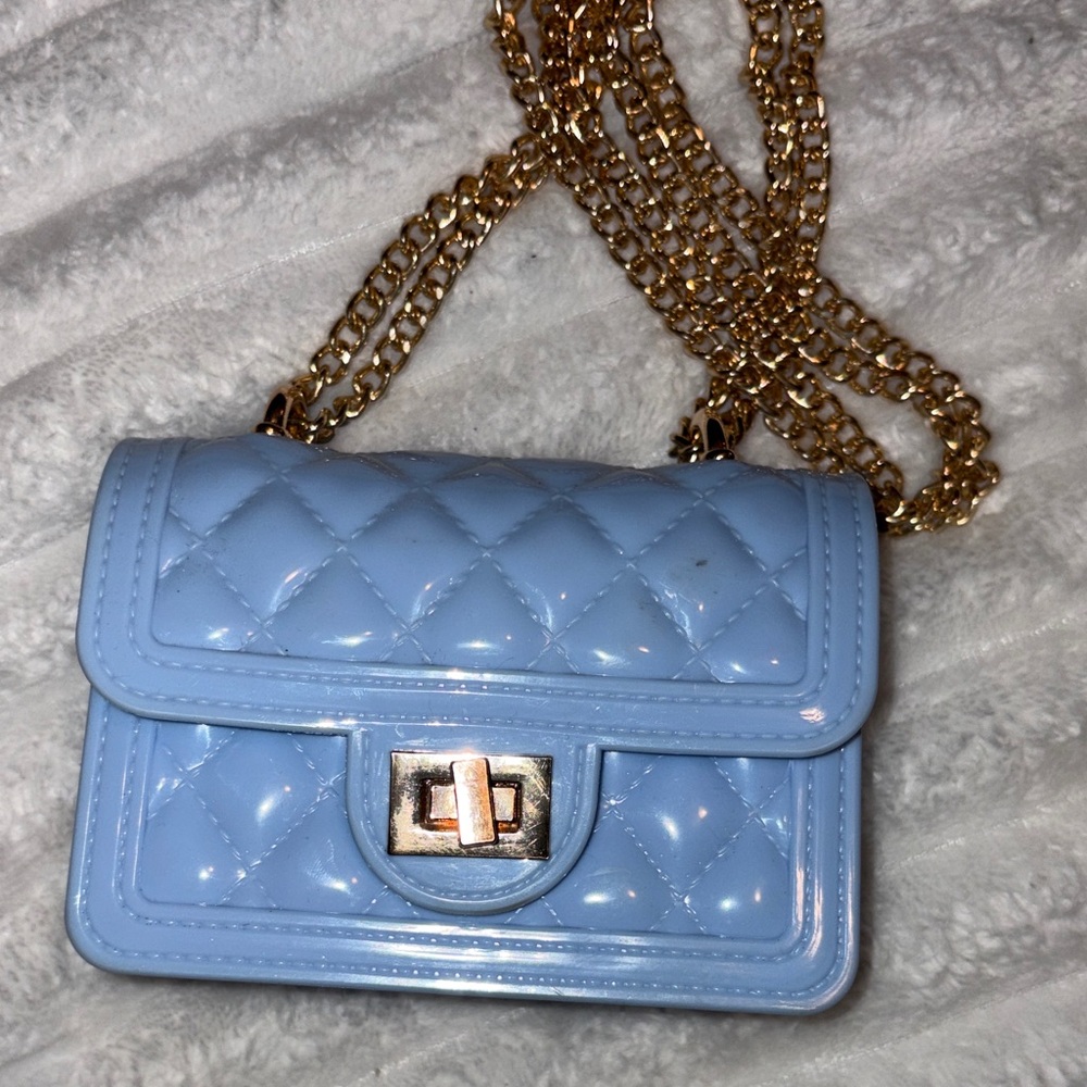 Elegant Blue Quilted Chain Bag